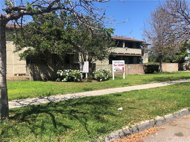 Foto del edificio - 1349 E 9th St