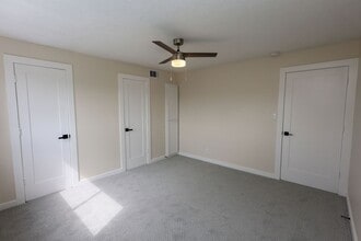 Building Photo - 708 Staitti St