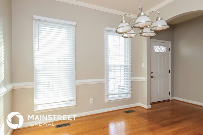 Building Photo - 808 Siena Dr