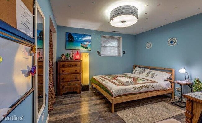 Foto del edificio - 2 br, 2 bath Condo - 6433 South Kenwood Av...