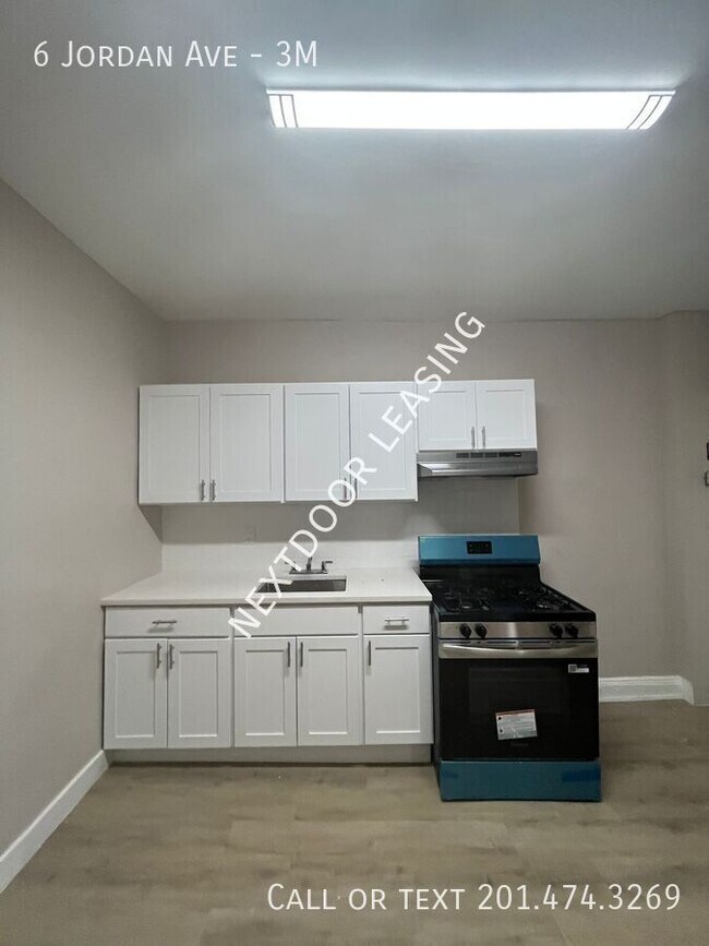 Building Photo - 6 Jordan Ave