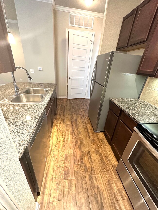 Building Photo - 27040 U.S. 380 Apt #709, Aubrey, TX 76227 ...