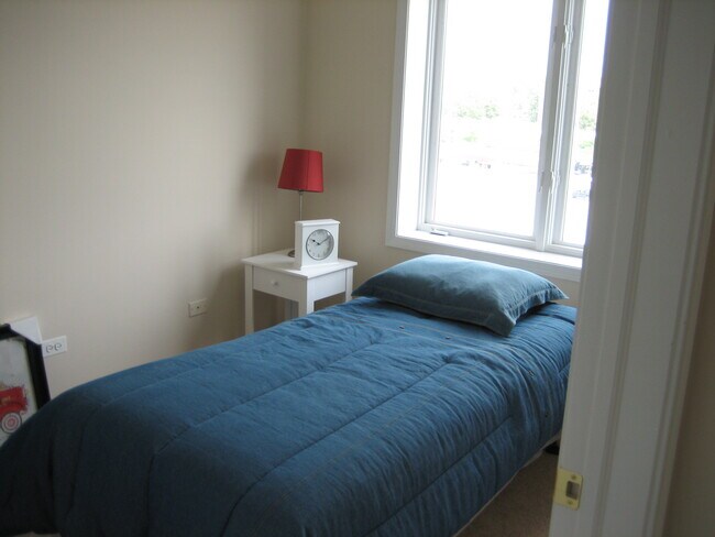 Foto del edificio - 2932 S Wentworth Ave