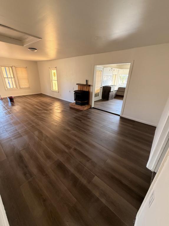 Foto principal - 1139 E 2nd St