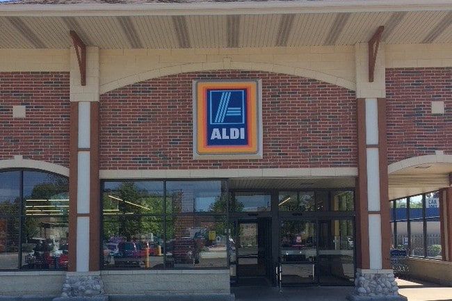 Grocery shopping right across the street!! - 2346 122nd St