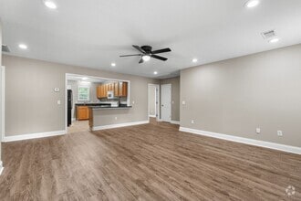 Building Photo - 223B Vista Cir