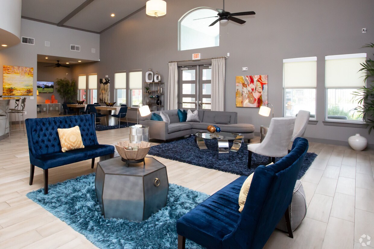 Parallax Apartments TX