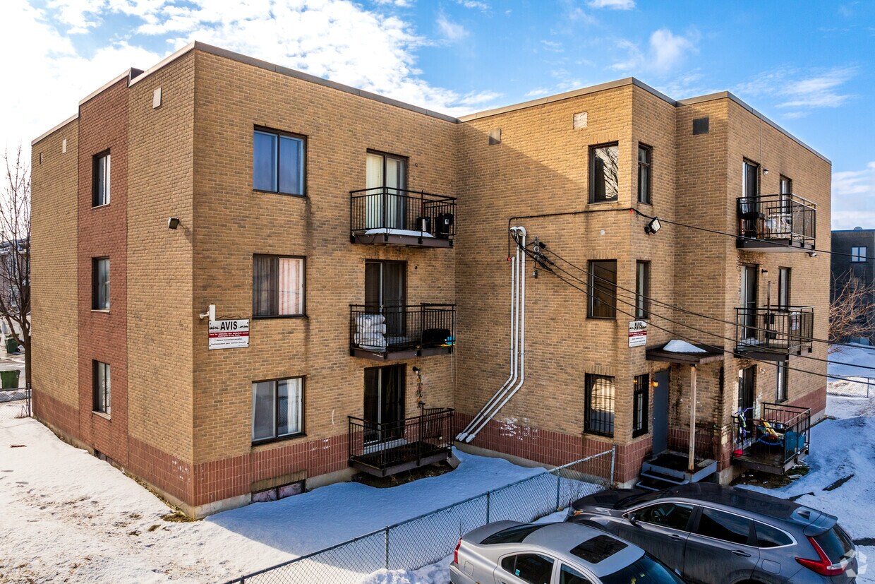 Photo du bâtiment - 7400 Av André-Ampère