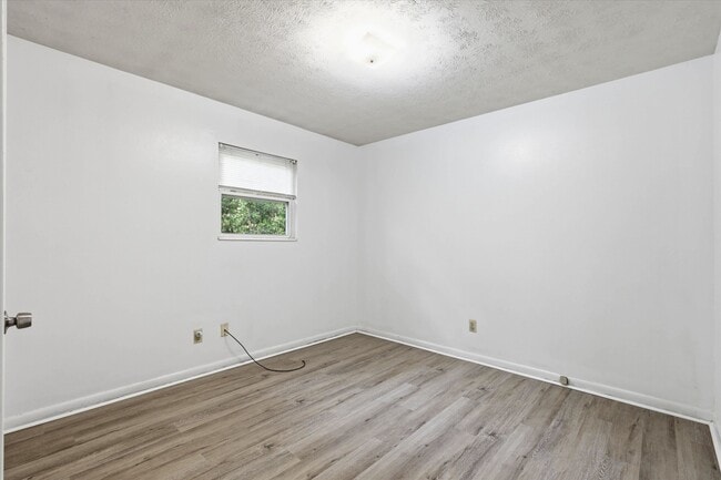 Photo - 2724 Lake Henrietta St (Tallahassee, FL) House