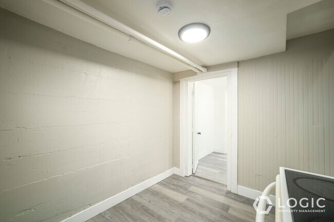 Building Photo - 2743 Liberty Ave