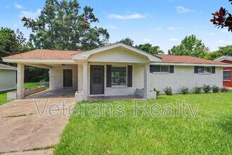 Building Photo - 111 Valentine Dr