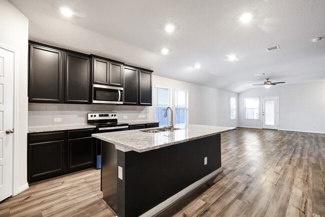 Building Photo - 3168 Junction Bay