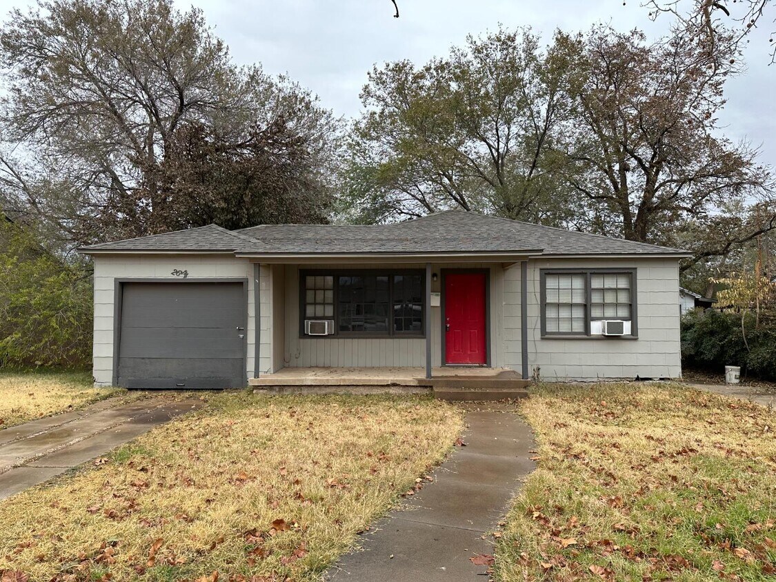 2614 37th St, Lubbock, TX 79413 House Rental in Lubbock, TX