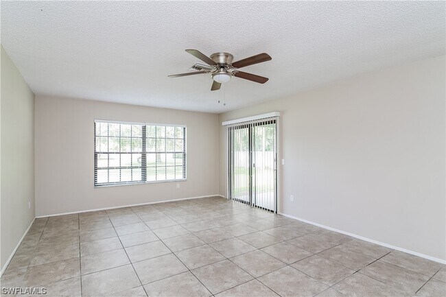 Foto del edificio - 4055 Vermont Ln
