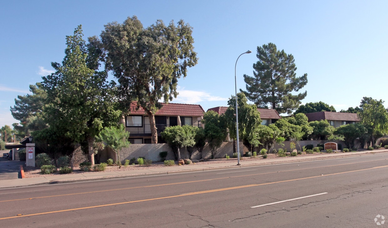 Building Photo - Scene One Condominiums