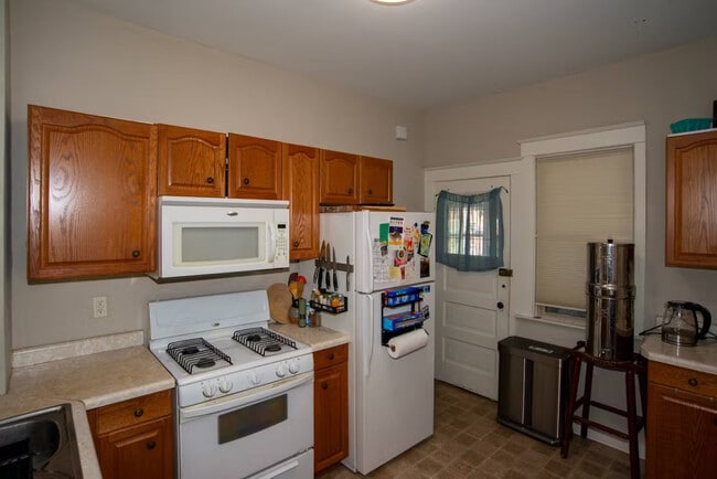 Foto del edificio - 3216 15th Ave S