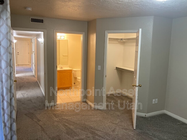 Building Photo - 1243 W 1480 N St