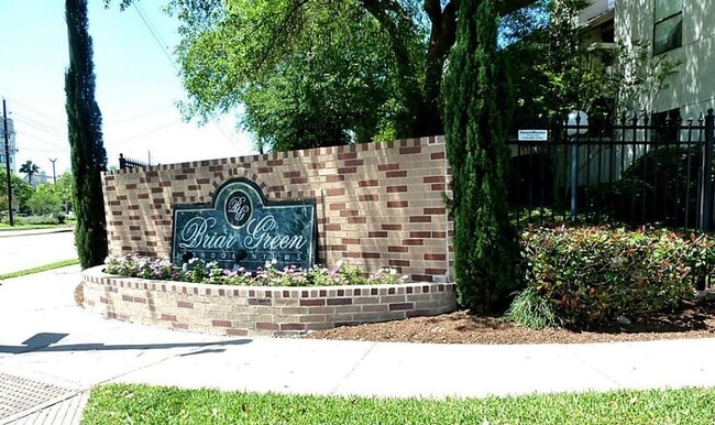 Building Photo - 7900 N Stadium Dr
