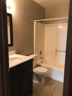 Foto del edificio - 348 Oxford Ct