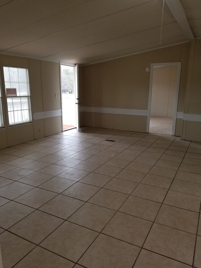 Foto del edificio - 219 Gramercy Ln