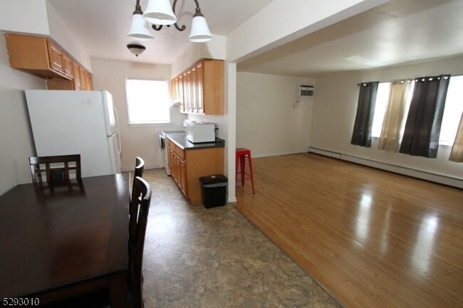 Building Photo - 287 Legion Pl