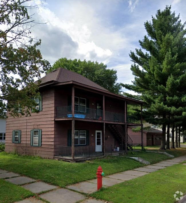 Building Photo - 604 N Wilson Ave