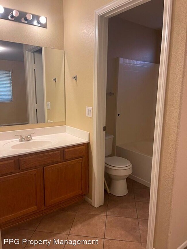 Building Photo - 3 br, 2 bath House - 3044 W Covey Ln
