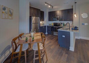 Building Photo - The Lofts at Front Street