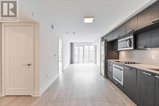 Photo du bâtiment - 50 McCaul St