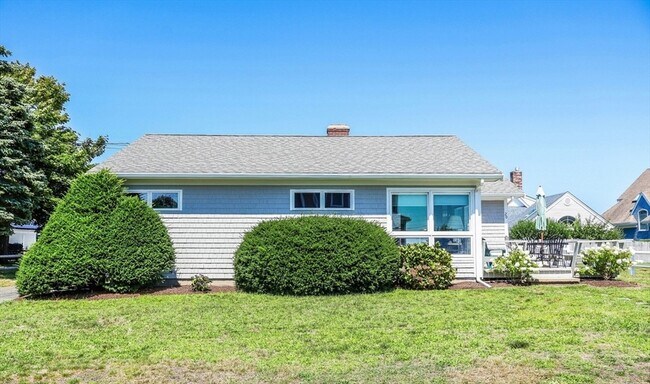 Building Photo - 20 Overlook Knoll Rd
