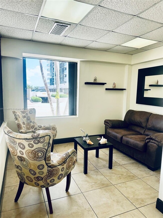 Building Photo - 6444 Collins Ave