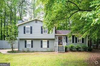Building Photo - 1784 Halbro Dr