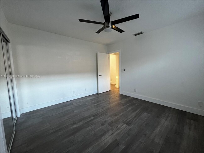 Building Photo - 3515 Van Buren St