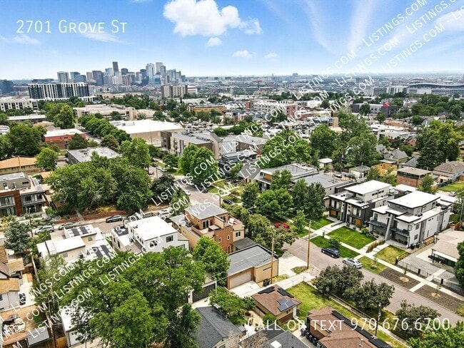 Photo - 2701 Grove St House