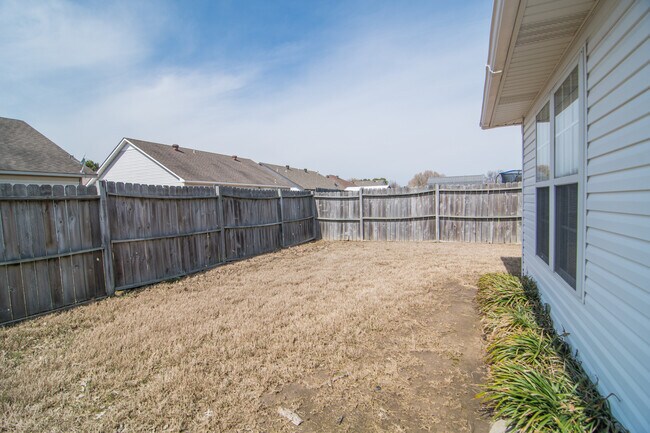 Foto del edificio - 3 Bedroom/ 2Bath located in Nettleton School District
