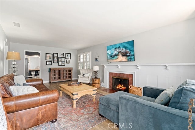 Foto del edificio - 714 Heliotrope Ave