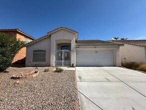 Building Photo - 9450 Hanta Ave