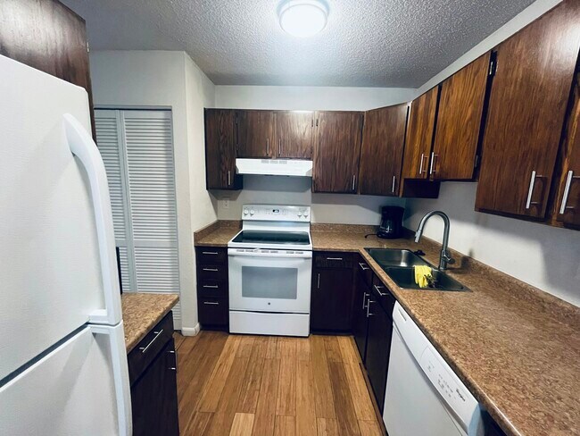 Foto del edificio - 1709 Cato Circle, Unit 1