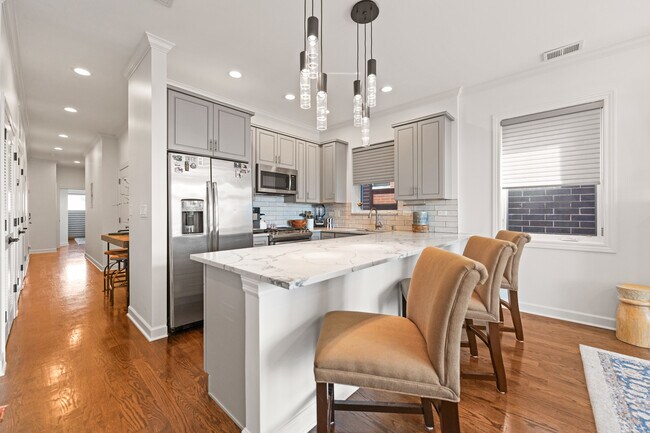 Foto del edificio - 840 W Erie St