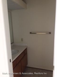Building Photo - 2 br, 2.5 bath House - 525 W. PUENTE AVE. #3