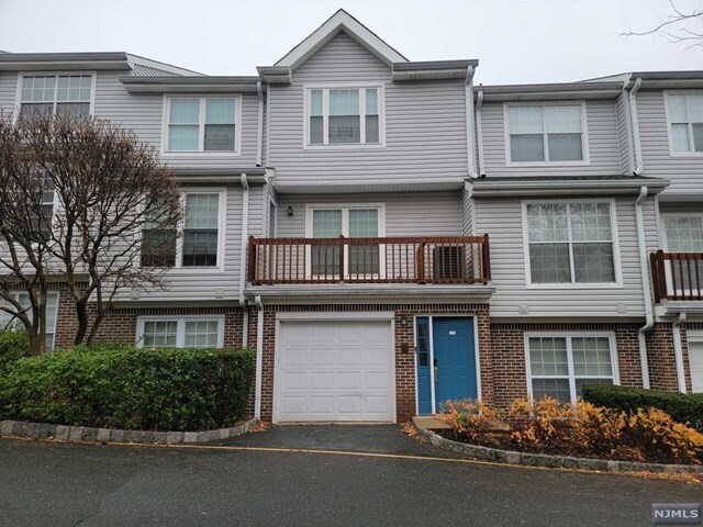 Foto principal - 555 Ridge Ln