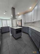 Building Photo - 2850 Bent Tree Dr