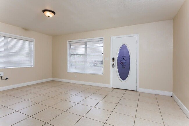 Building Photo - 1360 NW 173rd Ter