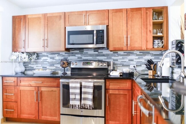 Foto del edificio - 445 NE 195th St