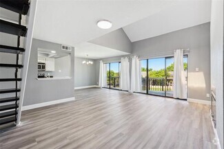 Building Photo - 1108 Signal Ridge Pl