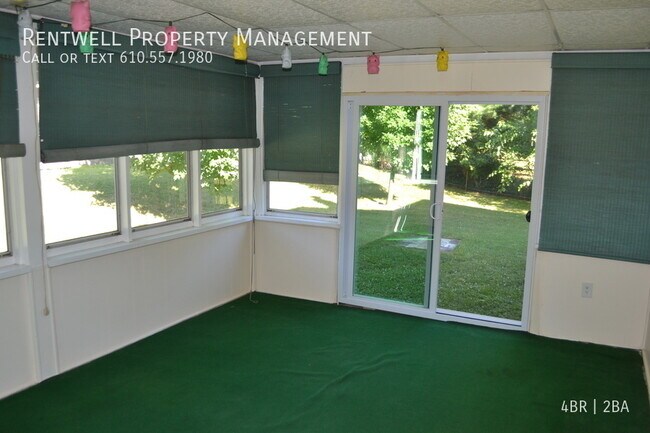 Building Photo - 4 Bedroom 2 Full Baths | Pets Ok* | $2,150...