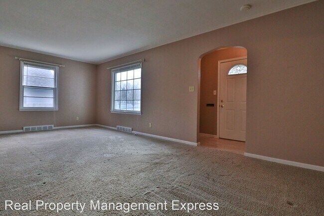 Building Photo - 4 br, 3 bath House - 1804 S Covell Avenue