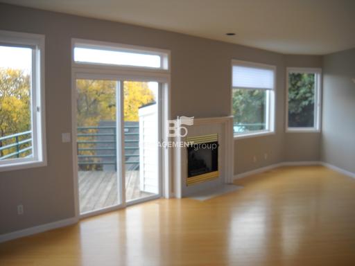 Building Photo - 2072 SW 10th Ave