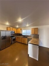 Building Photo - 1276 Plum Canyon St