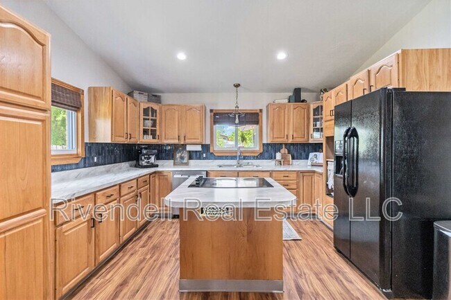 Foto del edificio - 5766 W Elmhurst Dr